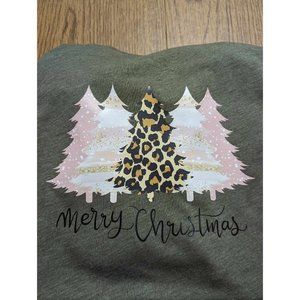 Custom "Merry Christmas Cheetah Print" Pink Christmas Trees T-shirt
